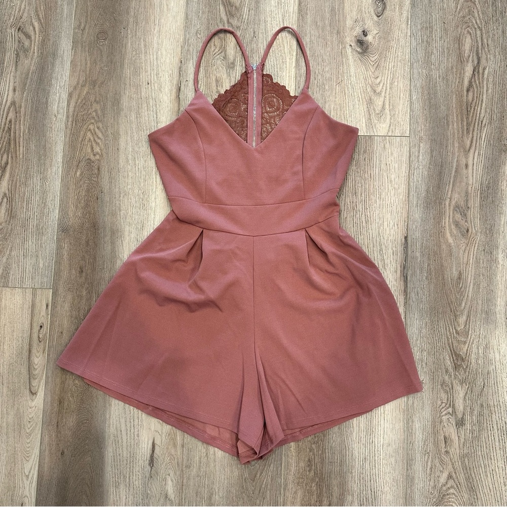 Windsor Mauve Lace Back Romper